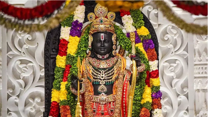 Car Rental in Ayodhya